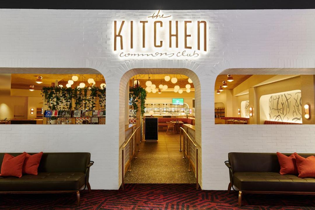 Virgin Vegas, Curio Collection By Hilton Resort