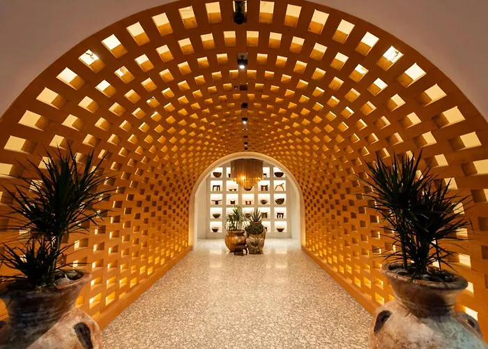 Virgin Hotels Las Vegas, Curio Collection By Hilton